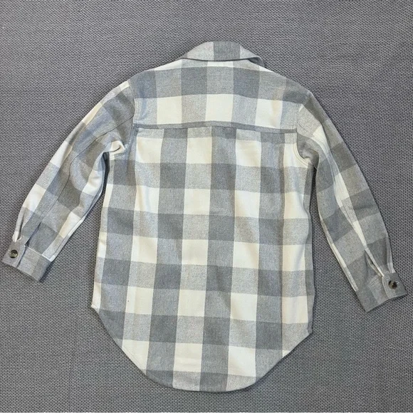Old Navy Checkered Shacket - Picture 2 of 4